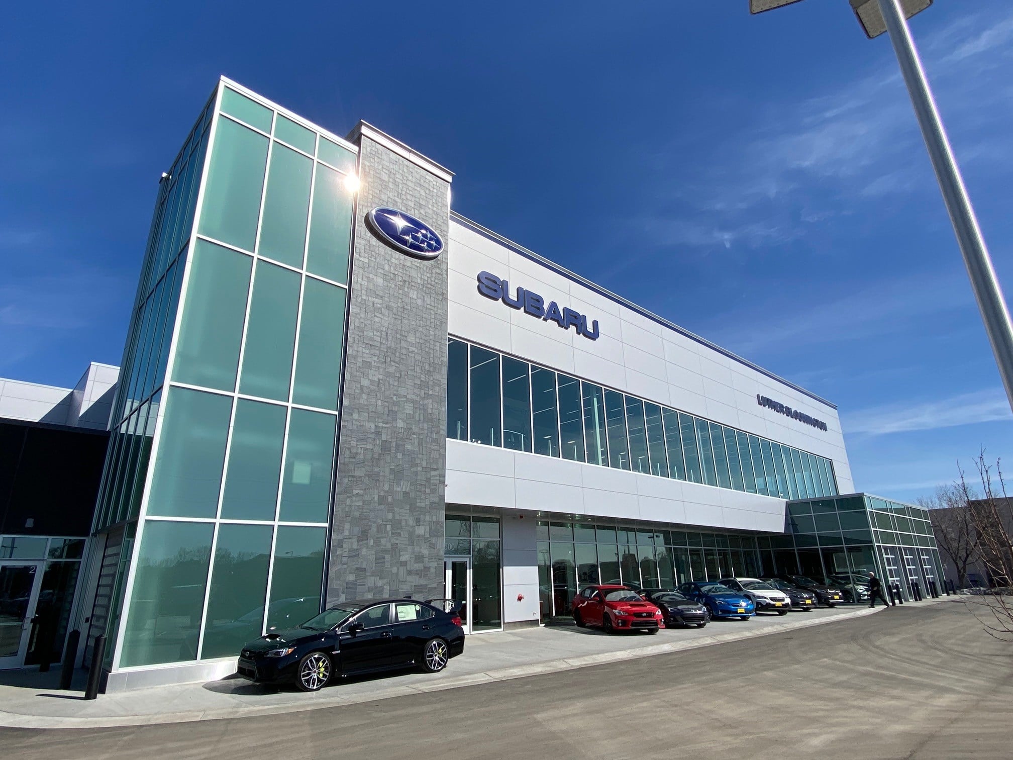 Luther Bloomington Acura